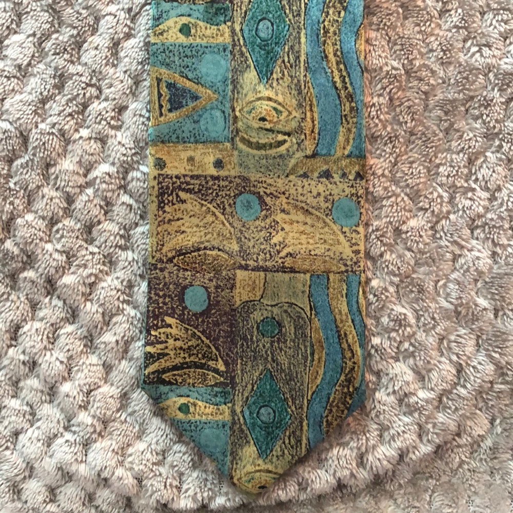 Designer men’s tie